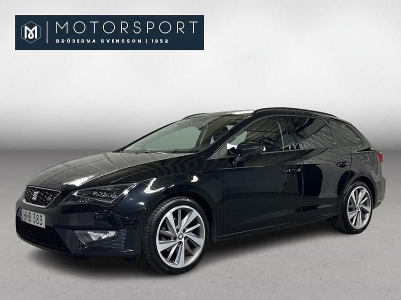 Svart Begagnad 2015 Seat Leon ST FR Kombi | 124 900 kr (Marknadspris) - Bild 1/4