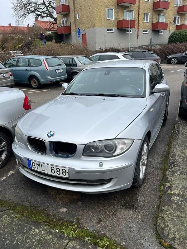 Begagnad BMW 120 177 HK (130 kW) 2007 Halvkombi