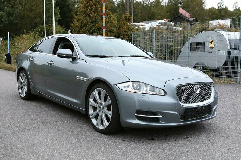 Begagnad 2012 Jaguar XJ Sedan | 239 000 kr - Bild 1/4
