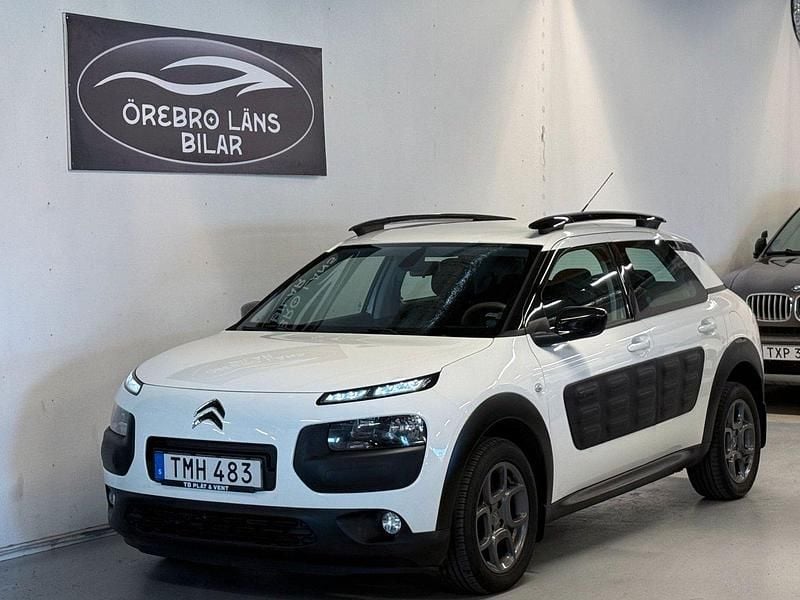 Vit Begagnad 2015 Citroën C4 Cactus Halvkombi | 94 900 kr (Marknadspris) - Bild 1/4