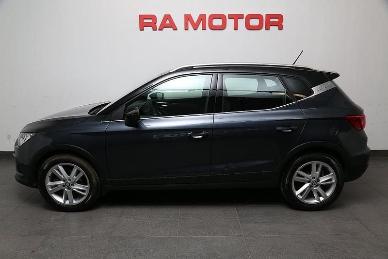 Begagnad Seat Arona FR 116 HK (85 kW) 2019 Grå (magnetic tech/midnight black) SUV