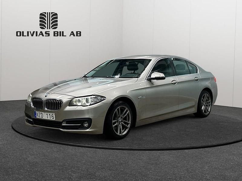 Begagnad BMW 520 184 HK (135 kW) 2014 Silver Sedan