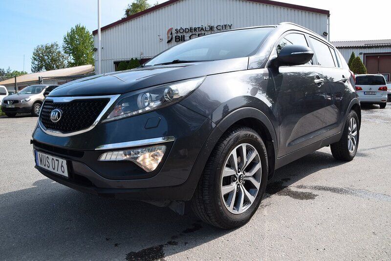 Grå (grå met) Begagnad 2015 Kia Sportage Comfort SUV | 149 900 kr (Lite dyr) - Bild 1/4