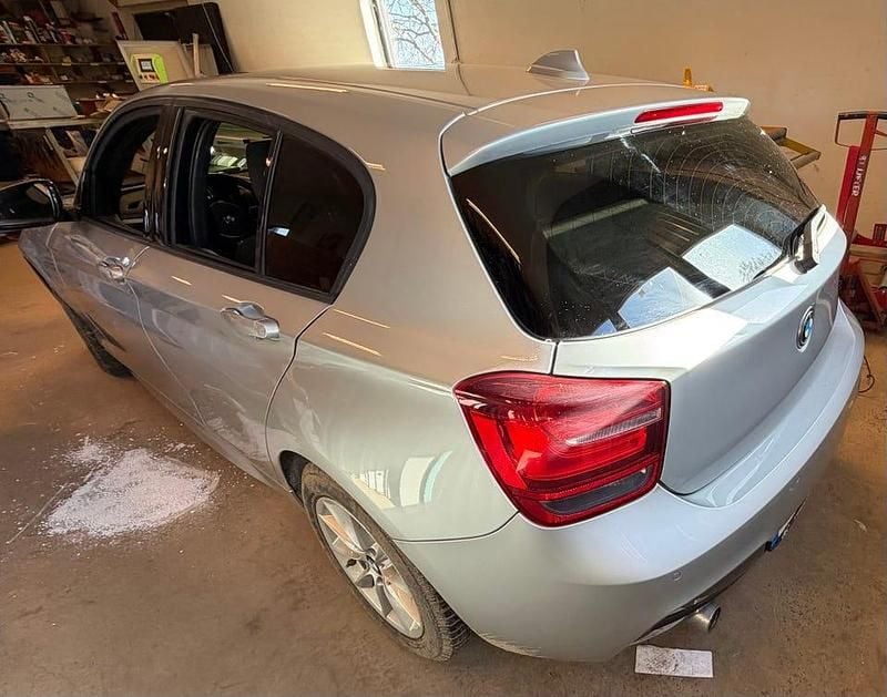 Begagnad BMW 118 143 HK (105 kW) 2015 Halvkombi