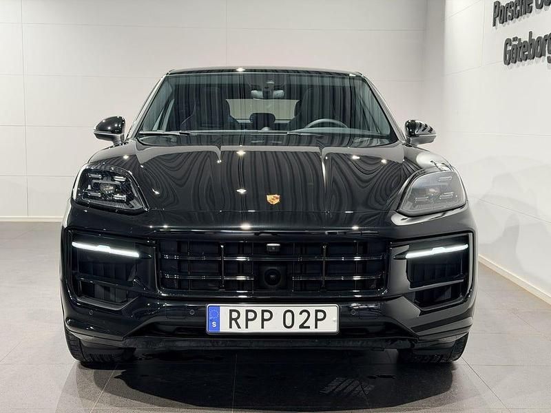 Begagnad Porsche Cayenne 471 HK (346 kW) 2025 Svart SUV