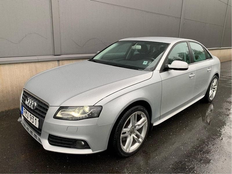 Silver Begagnad 2010 Audi A4 Sedan | 47 500 kr (Marknadspris) - Bild 1/4