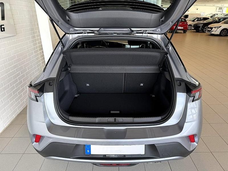 Begagnad Opel Mokka 131 HK (96 kW) 2025 Grå metallic SUV