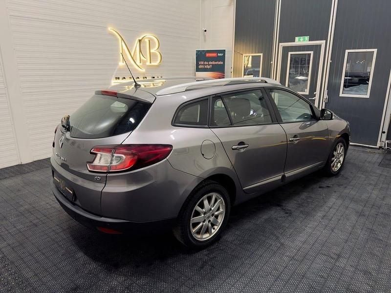 Begagnad Renault Mégane III 110 HK (80 kW) 2015 Grå