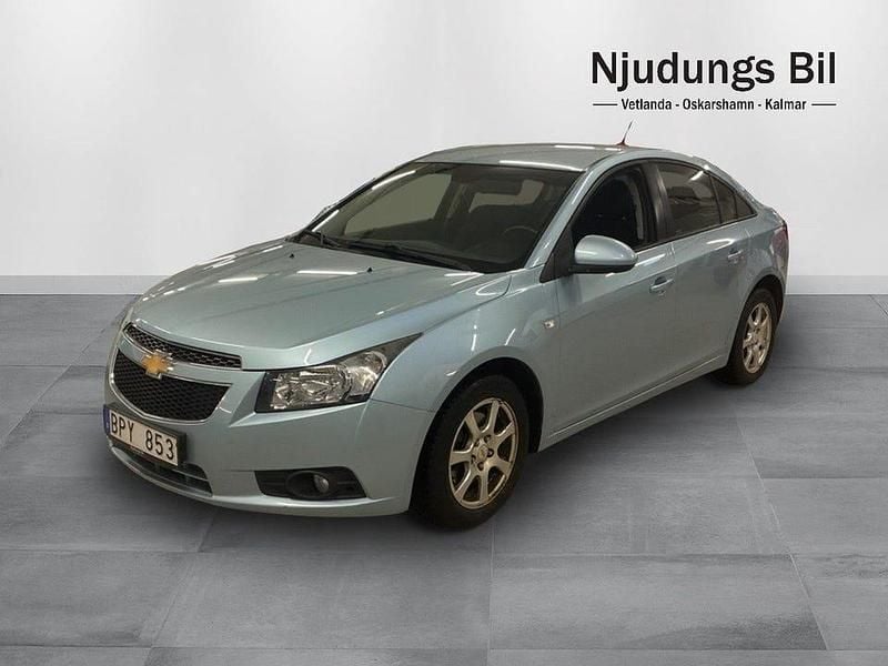 Blå Begagnad 2012 Chevrolet Cruze Sedan | 44 900 kr (Marknadspris) - Bild 1/4