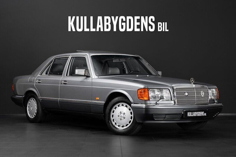 Grå Begagnad 1989 Mercedes S300 SE Sedan | 279 000 kr - Bild 1/4