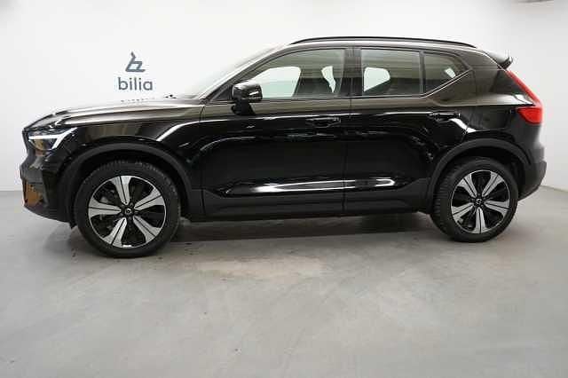 Begagnad Volvo XC40 Single Motor 185 kW (252 HK) 2022 Svart SUV
