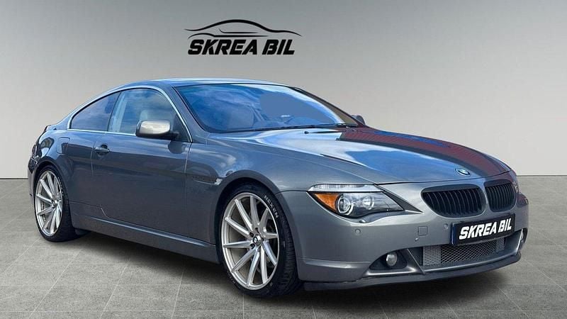 Grå Begagnad 2004 BMW 645 Sportkupé | 99 900 kr - Bild 1/4