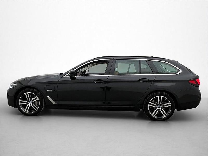 Begagnad BMW 530 292 HK (214 kW) 2022 Svart Kombi