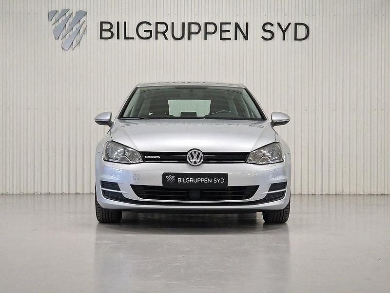 Begagnad VW Golf VII 110 HK (80 kW) 2016 Silver Halvkombi
