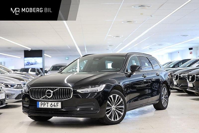 Svart Begagnad 2021 Volvo V90 Momentum Kombi | 279 900 kr (Marknadspris) - Bild 1/3