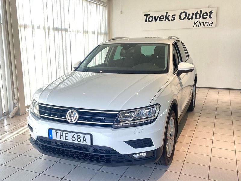 Vit Begagnad 2020 VW Tiguan SUV | 269 900 kr (Bra pris) - Bild 1/4