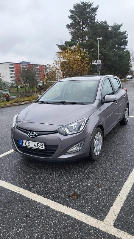 Begagnad Hyundai i20 101 HK (74 kW) 2013 Halvkombi