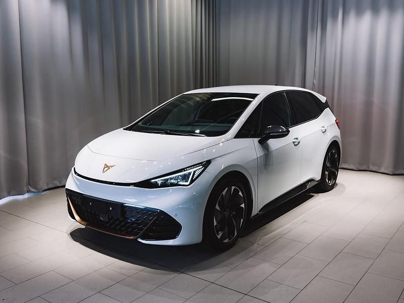 Vit Ny 2026 Cupra Born Halvkombi | 485 900 kr - Bild 1/4