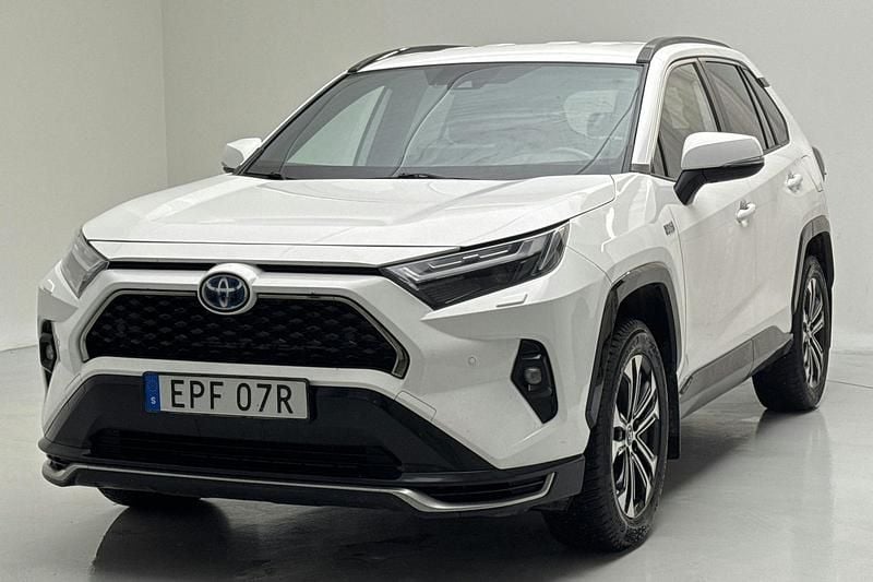 Begagnad Toyota RAV4 Edition 306 HK (225 kW) 2023 Vit SUV
