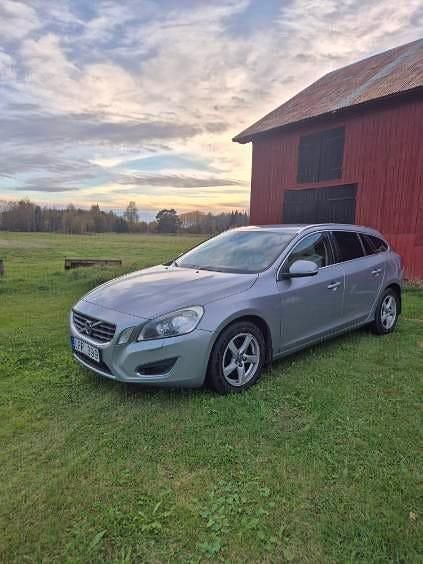 Begagnad Volvo V60 163 HK (119 kW) 2011 Kombi