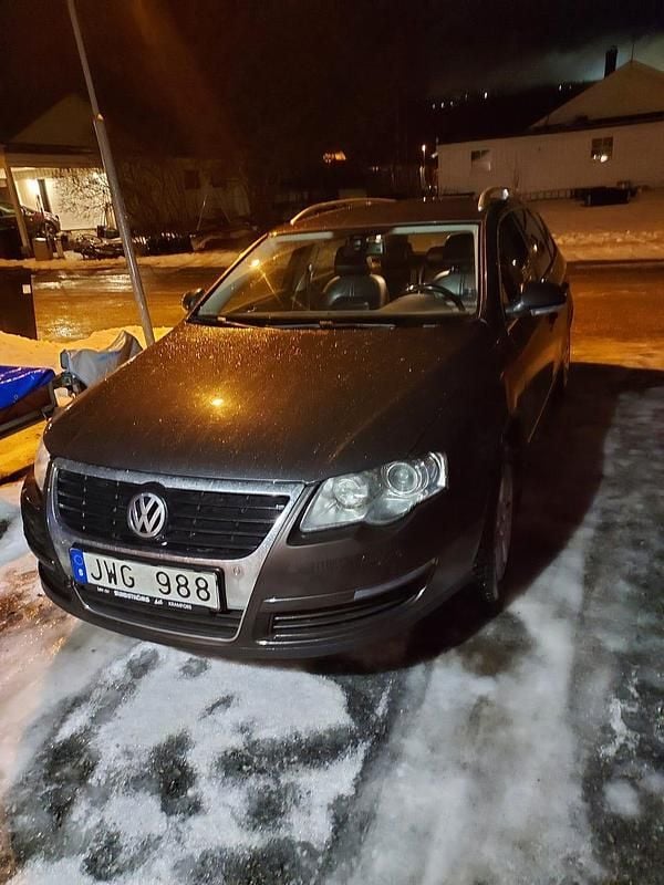 Begagnad 2009 VW Passat Kombi | 10 000 kr (Bra pris) - Bild 1/1