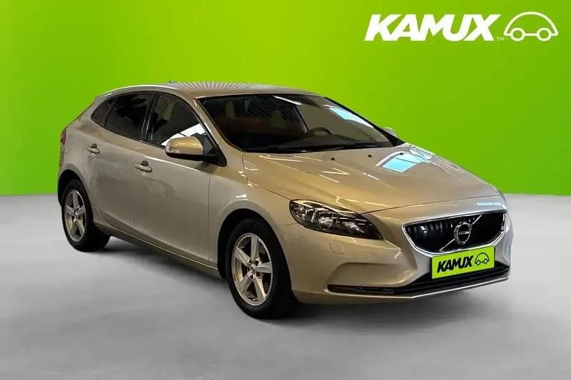 Brun Begagnad 2018 Volvo V40 Kombi | 159 700 kr (Marknadspris) - Bild 1/4