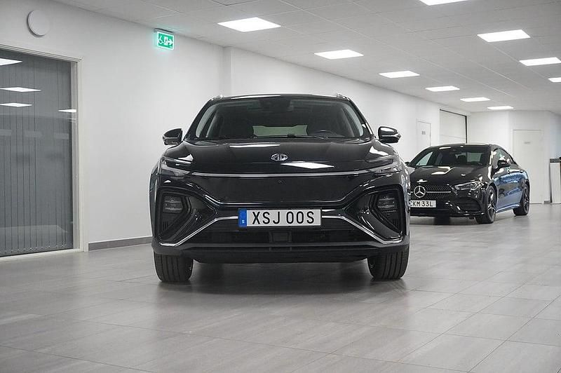 Begagnad MG Marvel R 132 kW (180 HK) 2022 Svart SUV