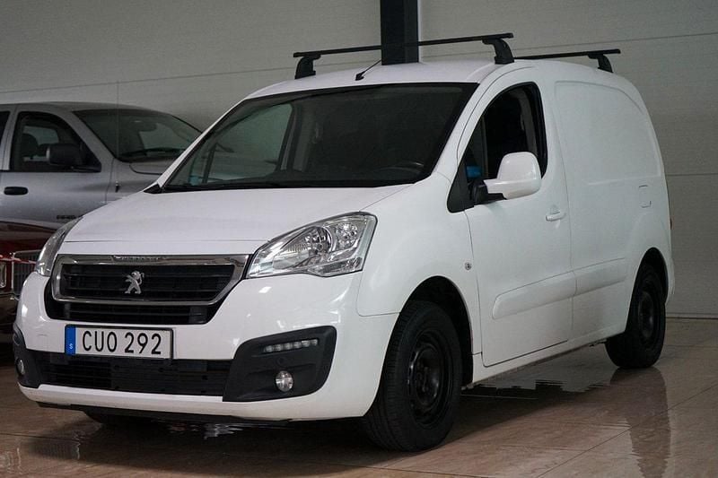 Begagnad 2018 Peugeot Partner Minibuss | 79 500 kr (Superpris) - Bild 1/4