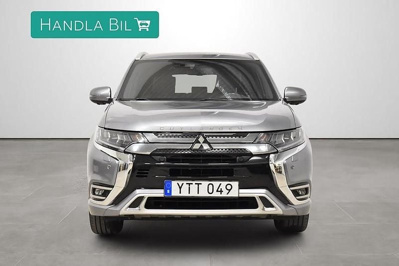 Begagnad Mitsubishi Outlander P-HEV 135 HK (99 kW) 2018 Grå SUV