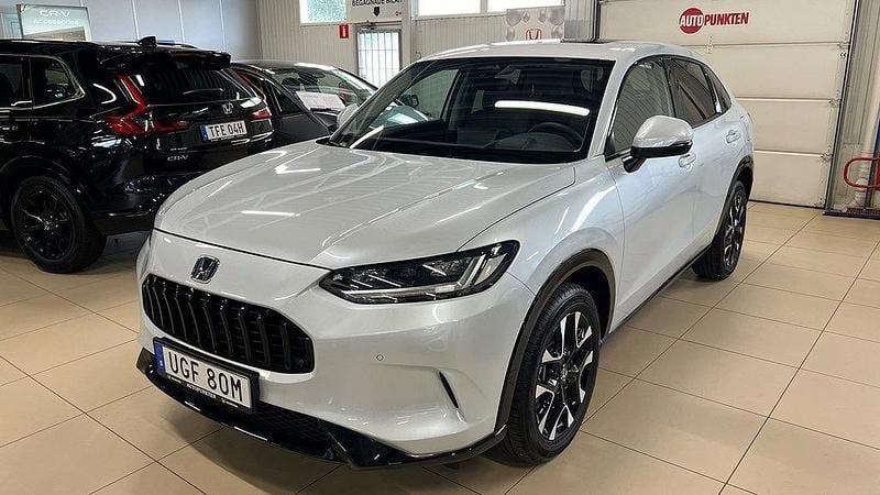 Silver Ny 2024 Honda ZR-V Advance SUV | 409 900 kr (Marknadspris) - Bild 1/4