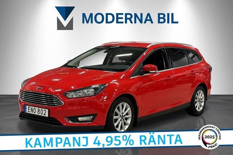 Röd Begagnad 2015 Ford Focus Titanium Kombi | 109 400 kr (Lite dyr) - Bild 1/4