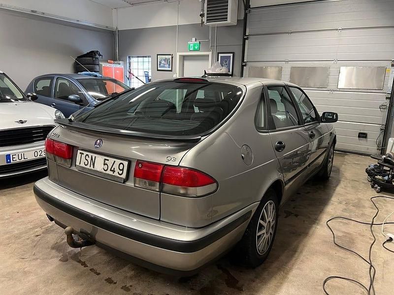 Begagnad Saab 9-3 150 HK (110 kW) 2003 Grå