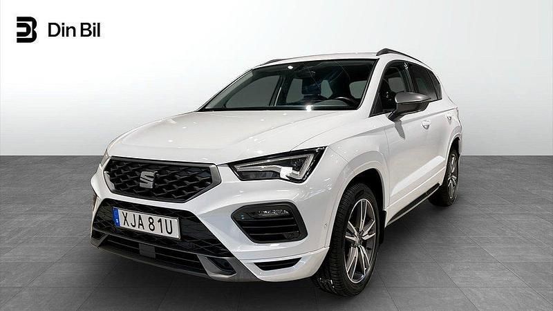 Vit (nevada white metallic) Begagnad 2022 Seat Ateca FR SUV | 269 900 kr (Marknadspris) - Bild 1/4