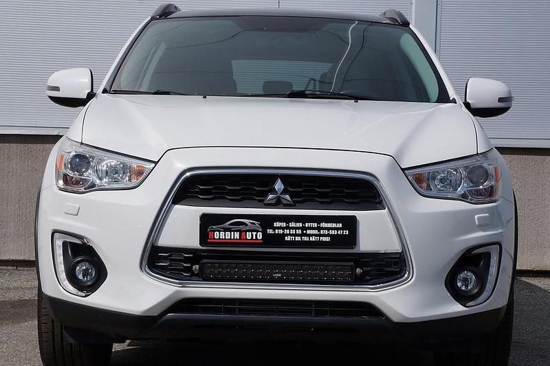 Begagnad Mitsubishi ASX Plus 150 HK (110 kW) 2016 Vit SUV