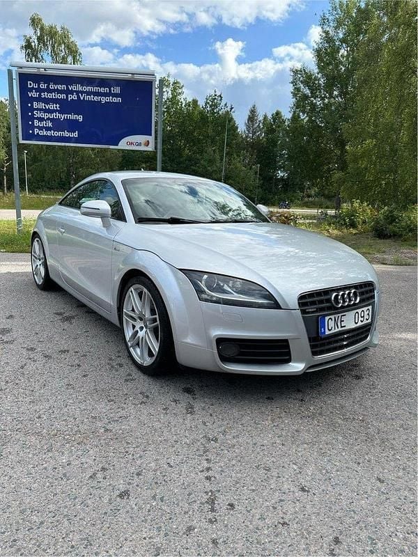 Silver Begagnad 2009 Audi TT S-Line Sportkupé | 120 000 kr (Marknadspris) - Bild 1/4