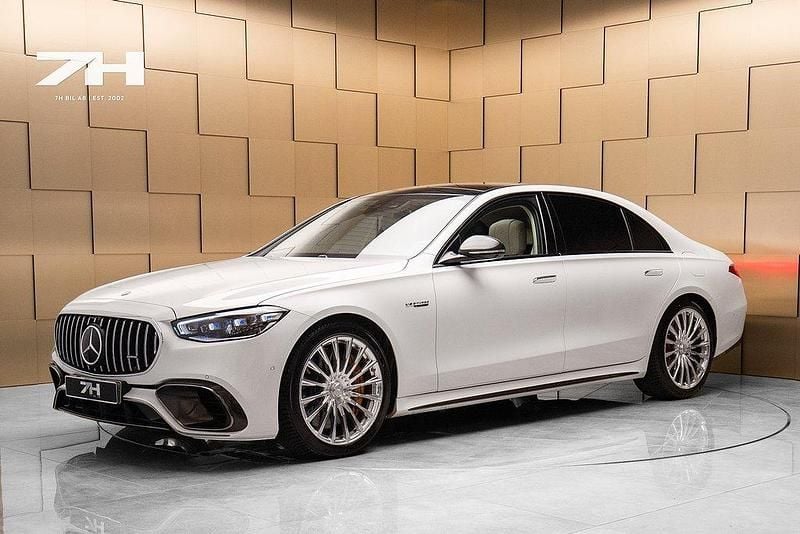 Vit Begagnad 2023 Mercedes S63 AMG Sedan | 2 250 000 kr - Bild 1/4