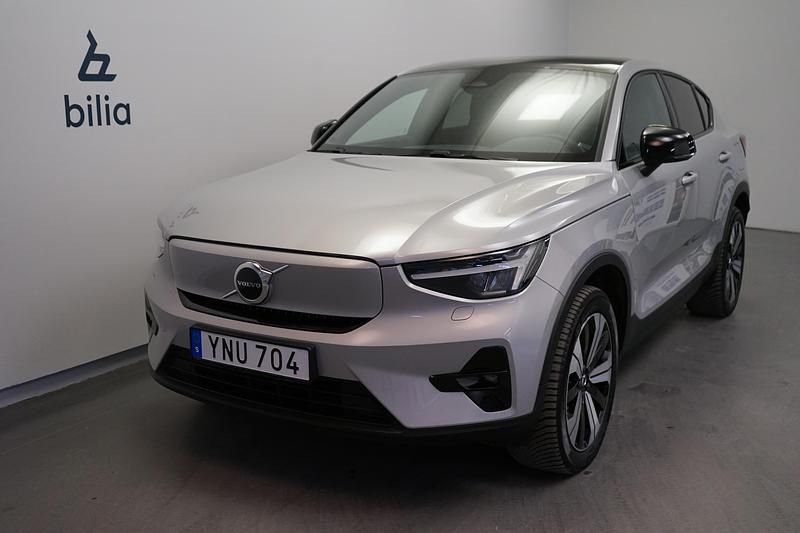 Silver Begagnad 2023 Volvo C40 Plus SUV | 329 500 kr (Marknadspris) - Bild 1/3