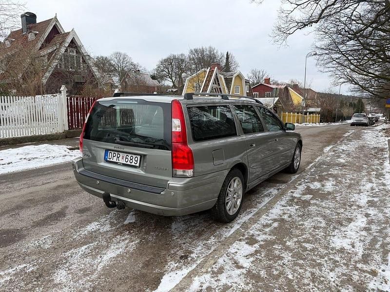 Begagnad Volvo V70 163 HK (119 kW) 2008 Kombi