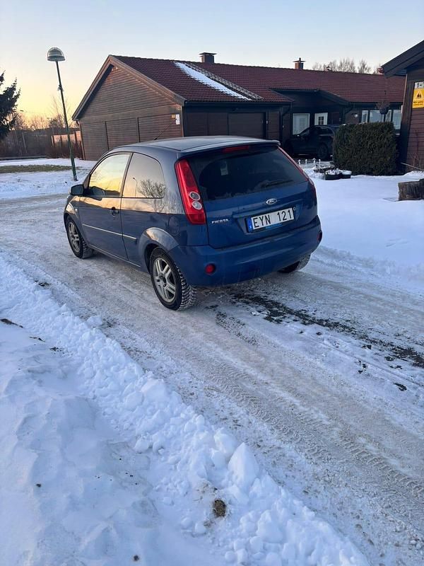 Begagnad Ford Fiesta 80 HK (58 kW) 2007 Halvkombi