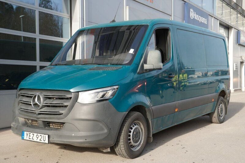 Grön Begagnad 2020 Mercedes Sprinter Van | 219 900 kr - Bild 1/4