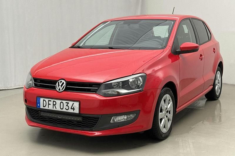 Röd Begagnad 2014 VW Polo Comfortline | 113 000 kr (Marknadspris) - Bild 1/4