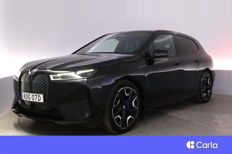 Svart Begagnad 2022 BMW iX Sport Line SUV | 657 900 kr (Lite dyr) - Bild 1/4