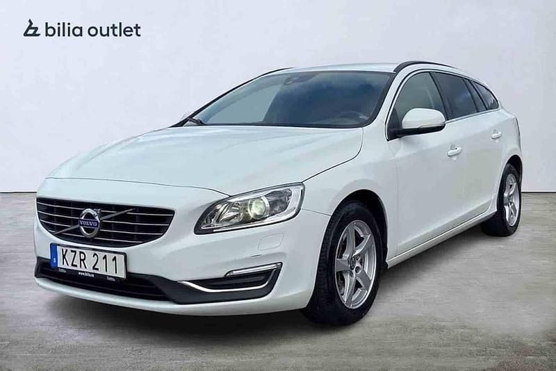 Vit Begagnad 2016 Volvo V60 Kombi | 169 900 kr - Bild 1/1