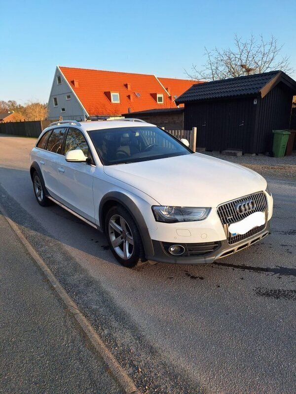 Vit Begagnad 2016 Audi A4 Allroad Kombi | 149 000 kr (Superpris) - Bild 1/4