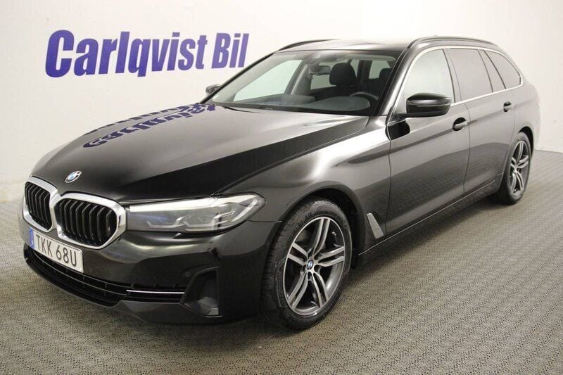 Svart Begagnad 2022 BMW 520 Kombi | 419 000 kr (Lite dyr) - Bild 1/4