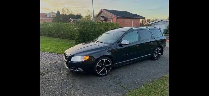 Begagnad 2011 Volvo V70 Kombi | 25 000 kr (Bra pris) - Bild 1/3