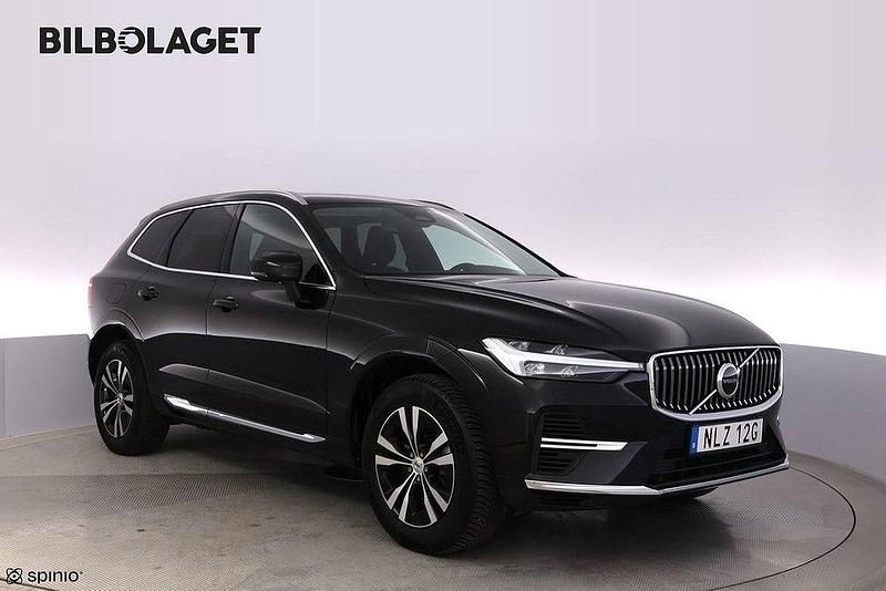 Svart Begagnad 2023 Volvo XC60 Core SUV | 489 500 kr (Bra pris) - Bild 1/4