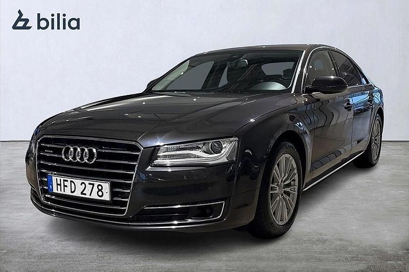 Grå Begagnad 2016 Audi A8 Design Sedan | 279 000 kr - Bild 1/3