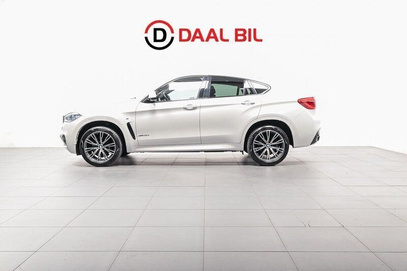 Vit Begagnad 2018 BMW X6 M Sport SUV | 499 700 kr (Dyr) - Bild 1/4