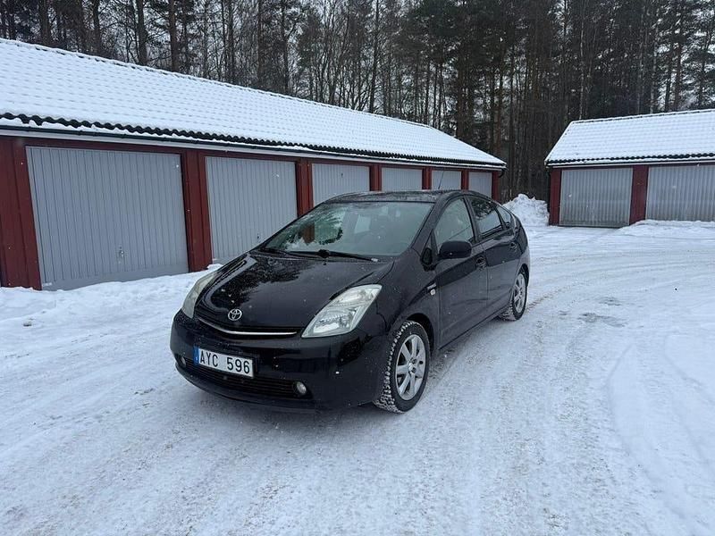 Begagnad Toyota Prius 2008 Halvkombi